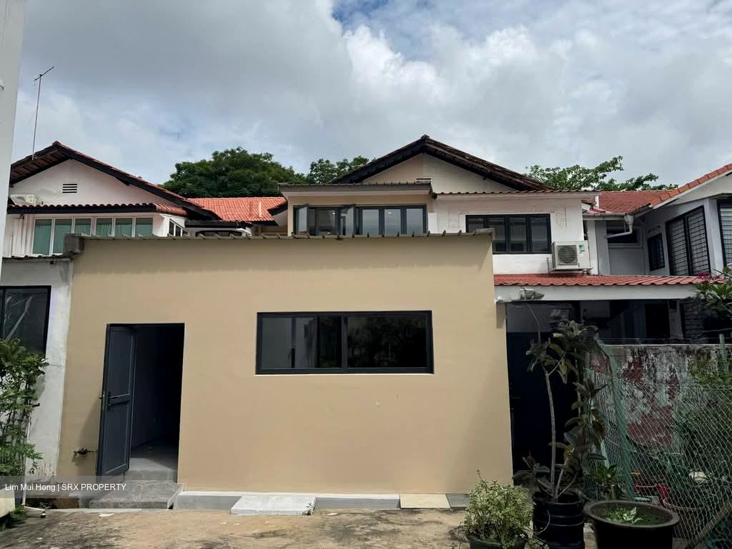 Koon Seng Road (D15), Terrace #566208101